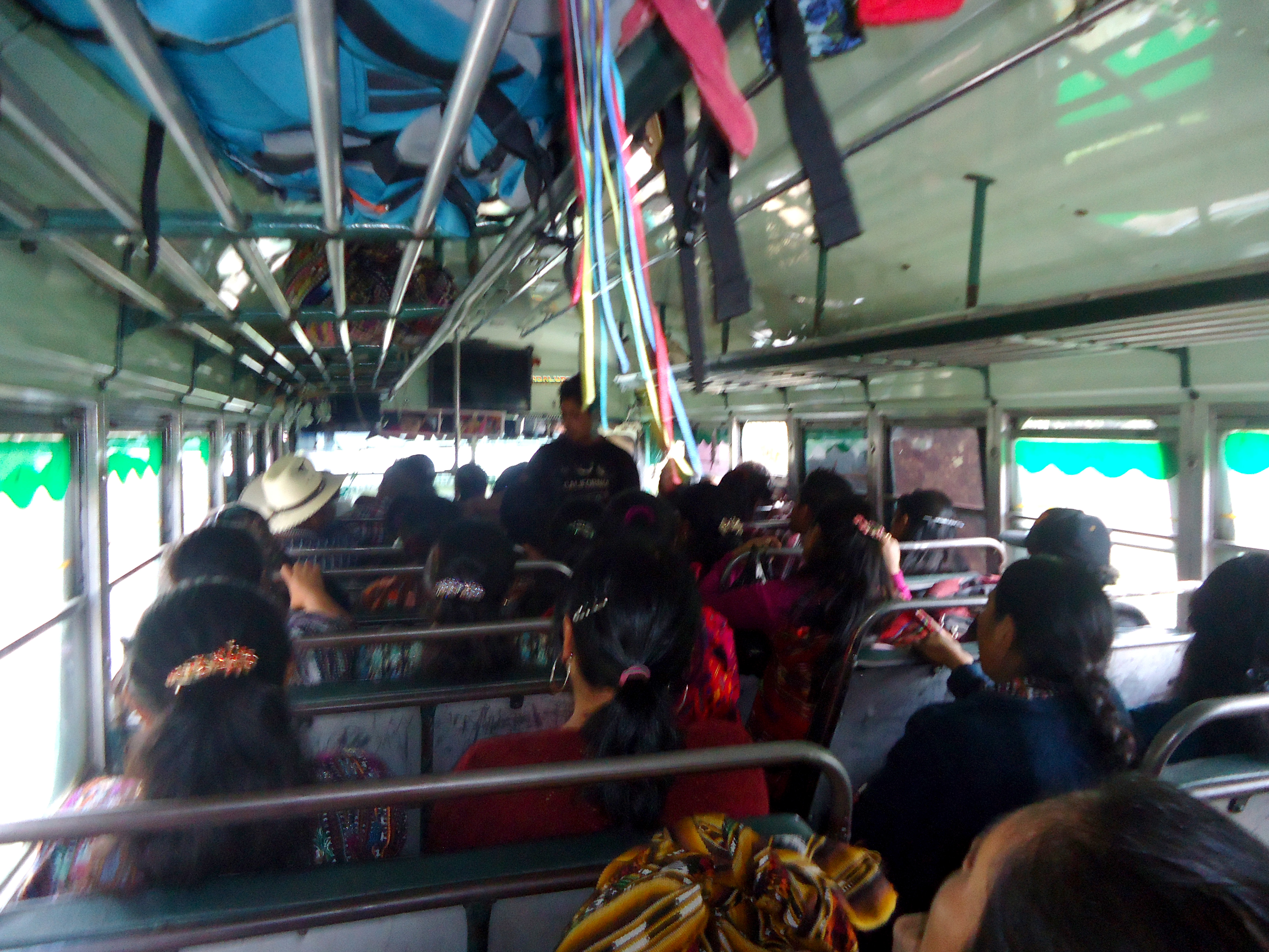 ônibus na América Central