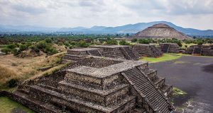 Pirâmides de Teotihuacán, no México