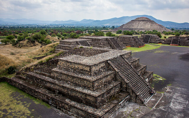 Pirâmides de Teotihuacán, no México