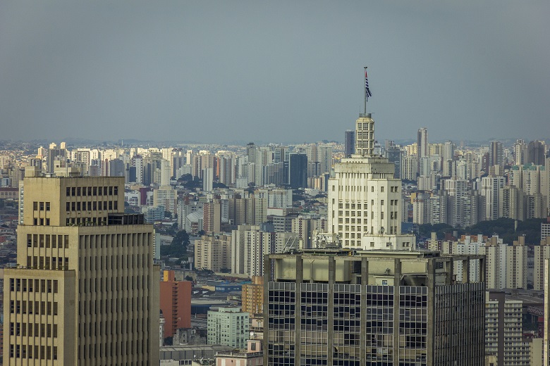 mirantes no centro de São Paulo