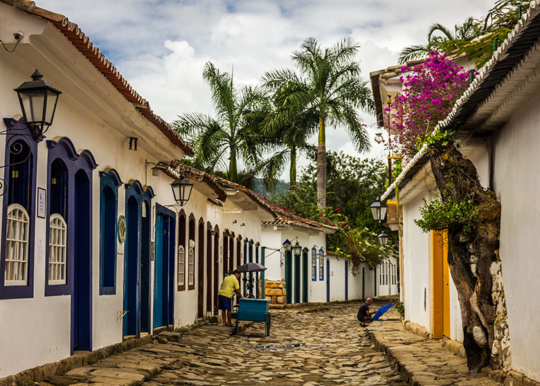 onde se hospedar em Paraty, RJ