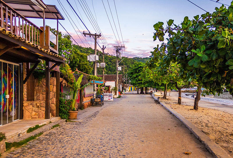 pousadas baratas em Ilha Grande