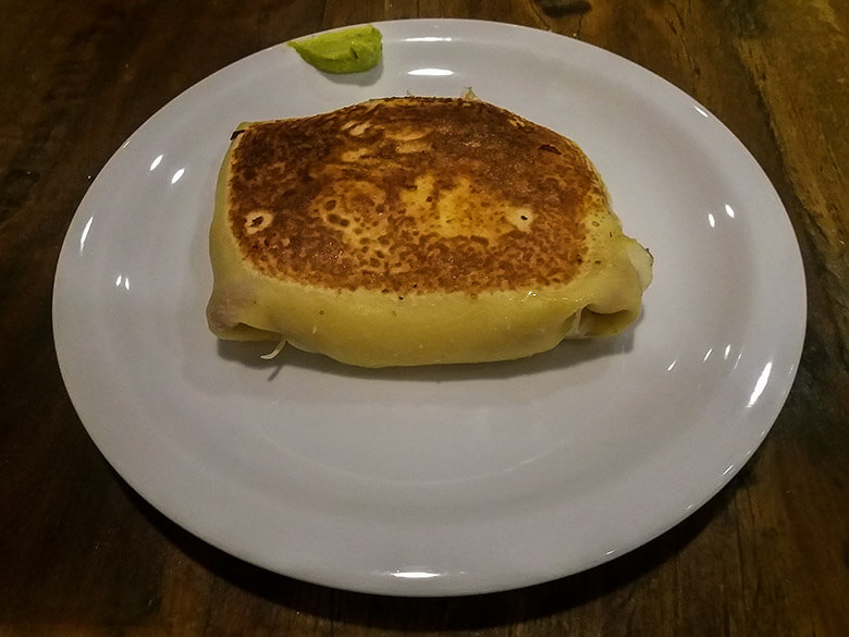 onde comer barato em Ilhabela