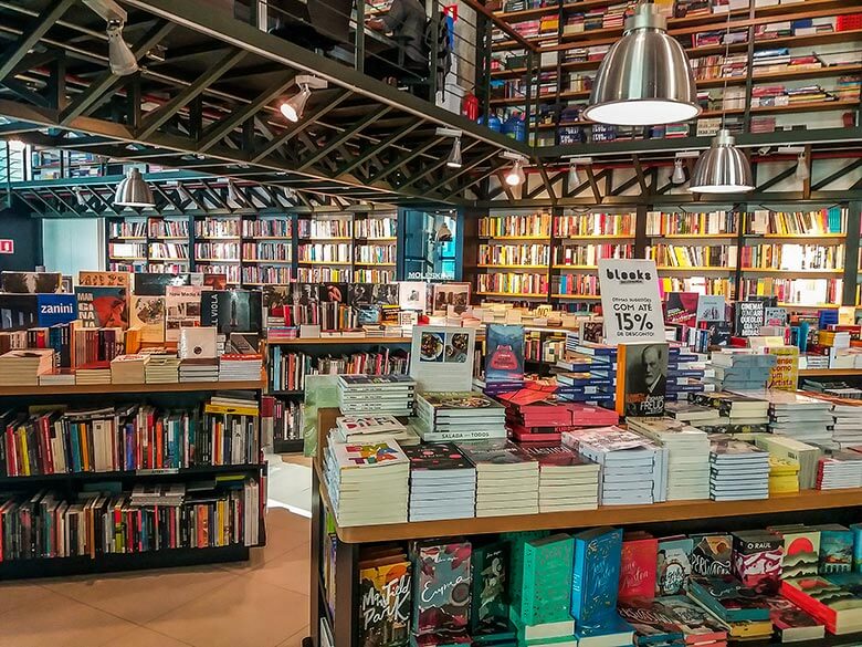 Livraria Blooks no Shopping Frei Caneca, em São Paulo