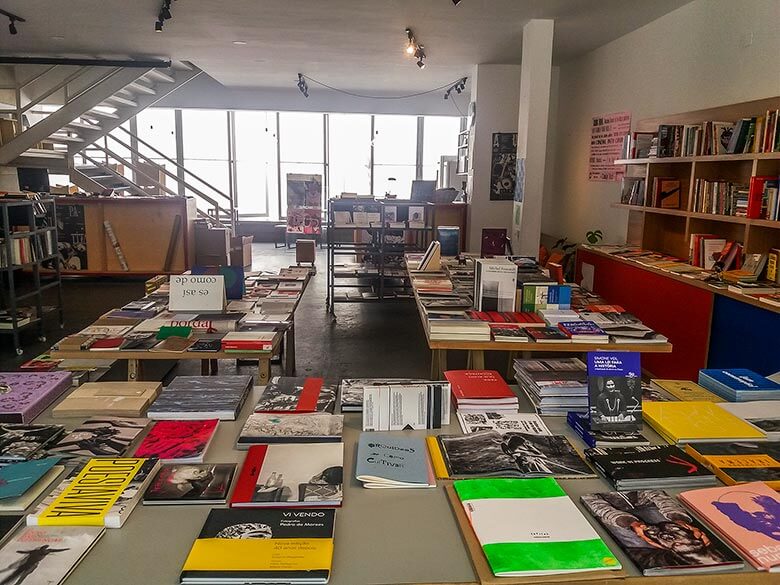Livraria e espaço cultural Casa Plana, na Vila Madalena