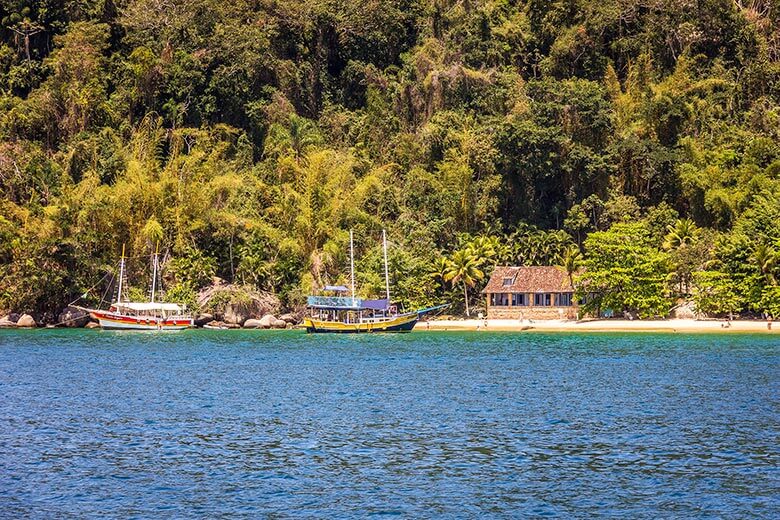 passeio de escuna em Paraty - dicas