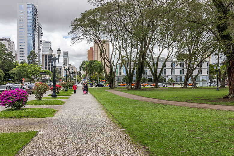 hospedagem barata em Curitiba 