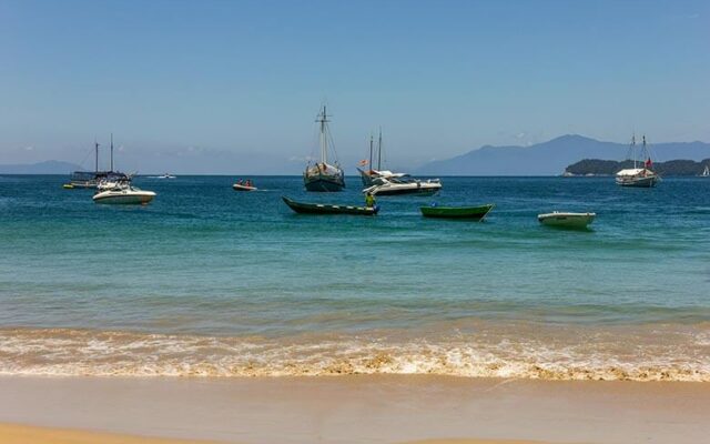 pousadas na Praia Grande em Ubatuba