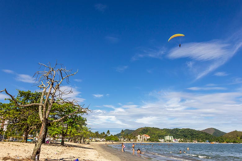 voo de parapente em Caraguatatuba