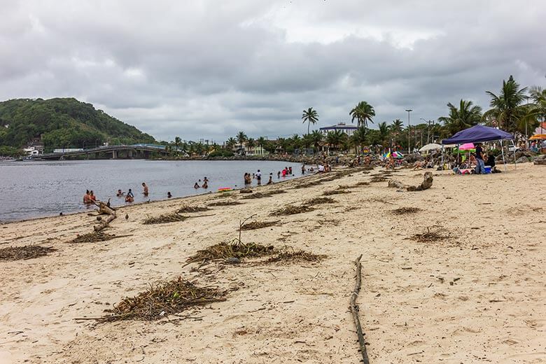 quantas praias tem em Itanhaém?