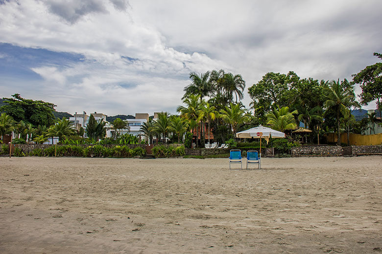 hotel pé na areia litoral norte de SP