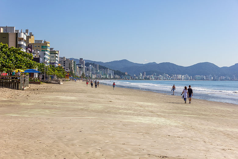 melhores praias para se hospedar em Itapema