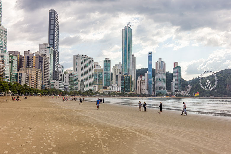 melhores praias de Balneário Camboriú