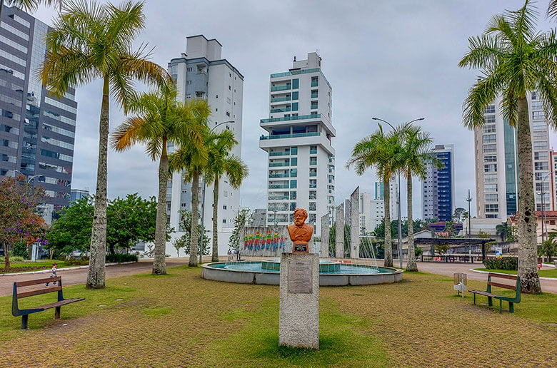 pousadas baratas em Brusque