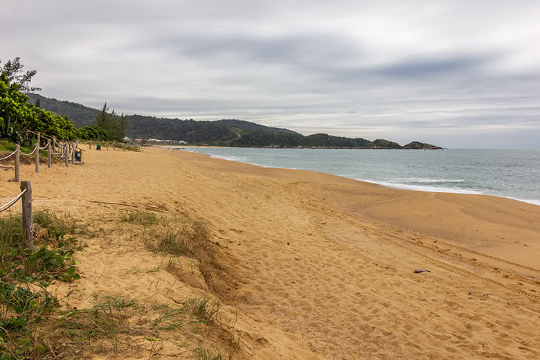 Praia do Estaleiro de Balneário Camboriú