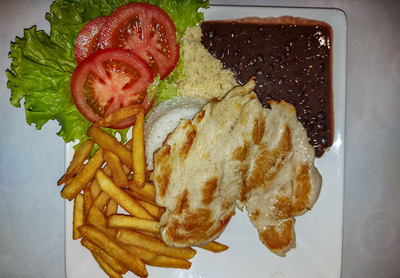 comida barata em Balneário Camboriú