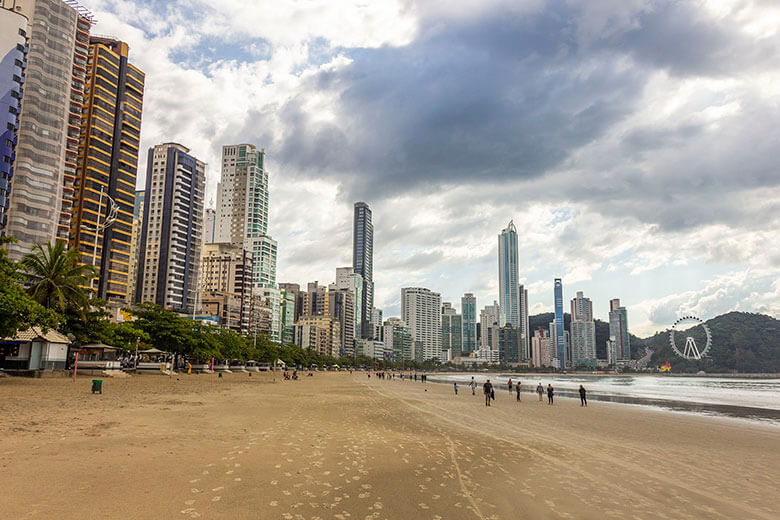 melhores meses em Balneário Camboriú