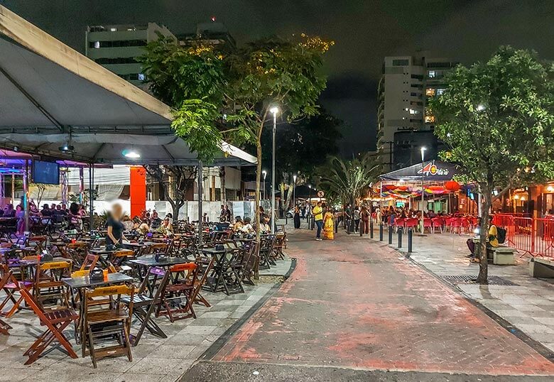 pousadas em Vitória na Praia do Canto