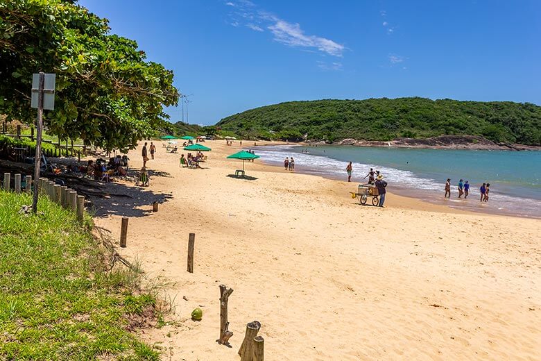 praias de Guarapari Bacutia