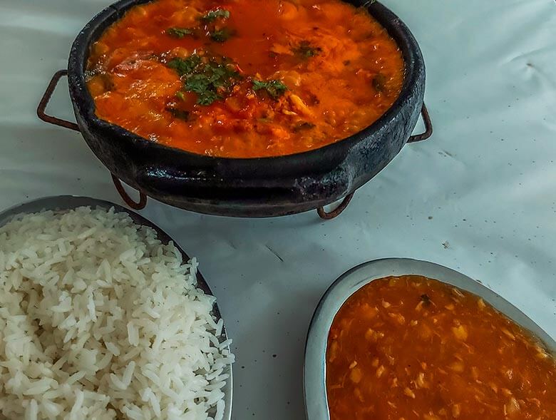 onde comer moqueca em Guarapari?