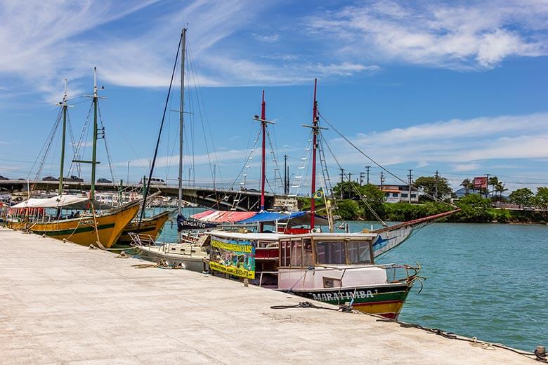 passeio de barco em Guarapari