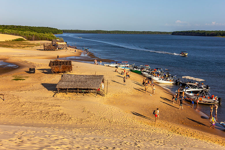 passeio de barco em Parnaíba