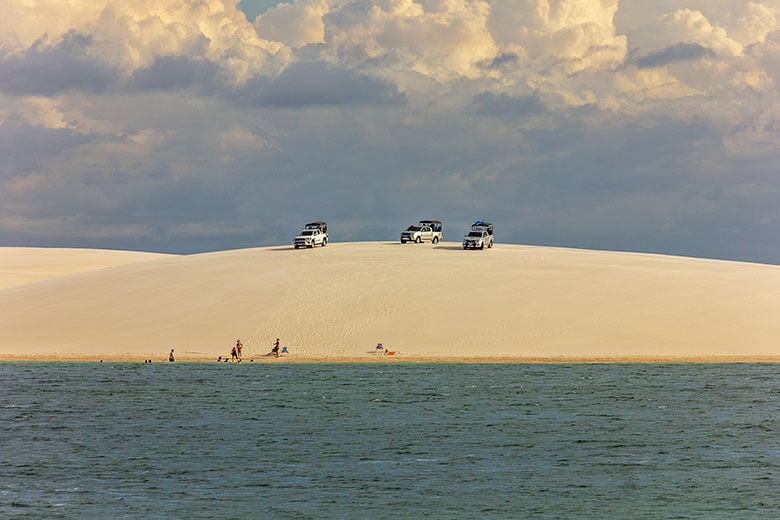 alugar carro para chegar aos Lençóis Maranhenses