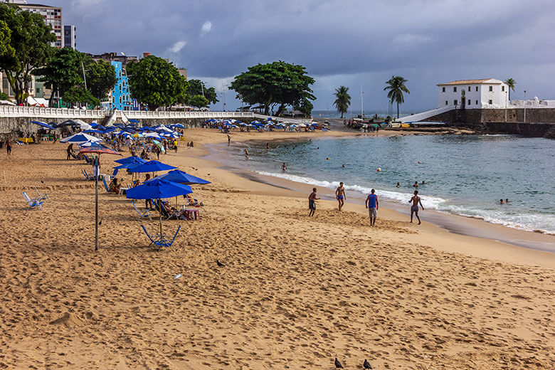 A Praia do Porto da Barra é limpa?