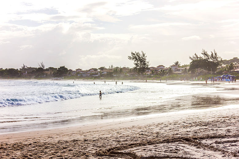 quantas praias tem em Búzios?