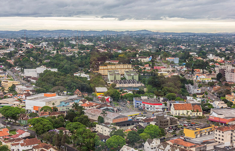 quanto tempo dura um city tour em Curitiba?