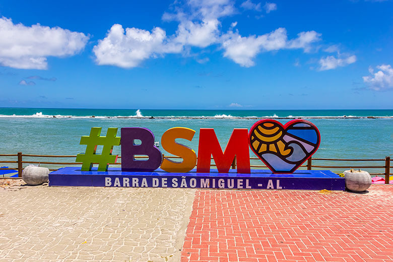 Barra de São Miguel distância de Maceió