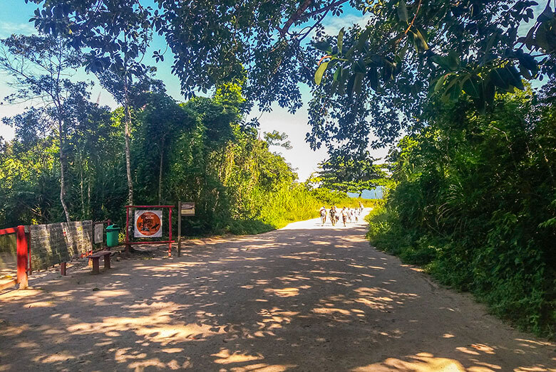 Praia de Castelhanos como chegar de carro