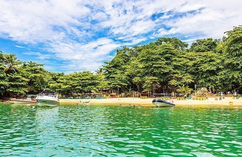 como ir à Praia de Castelhanos