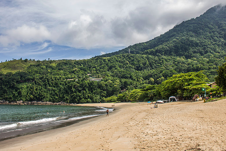 onde fica a Praia de São Sebastião