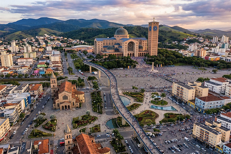 pousadas baratas em Aparecida do Norte